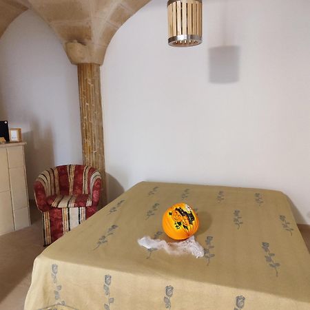 History House Apartment Fasano Bagian luar foto