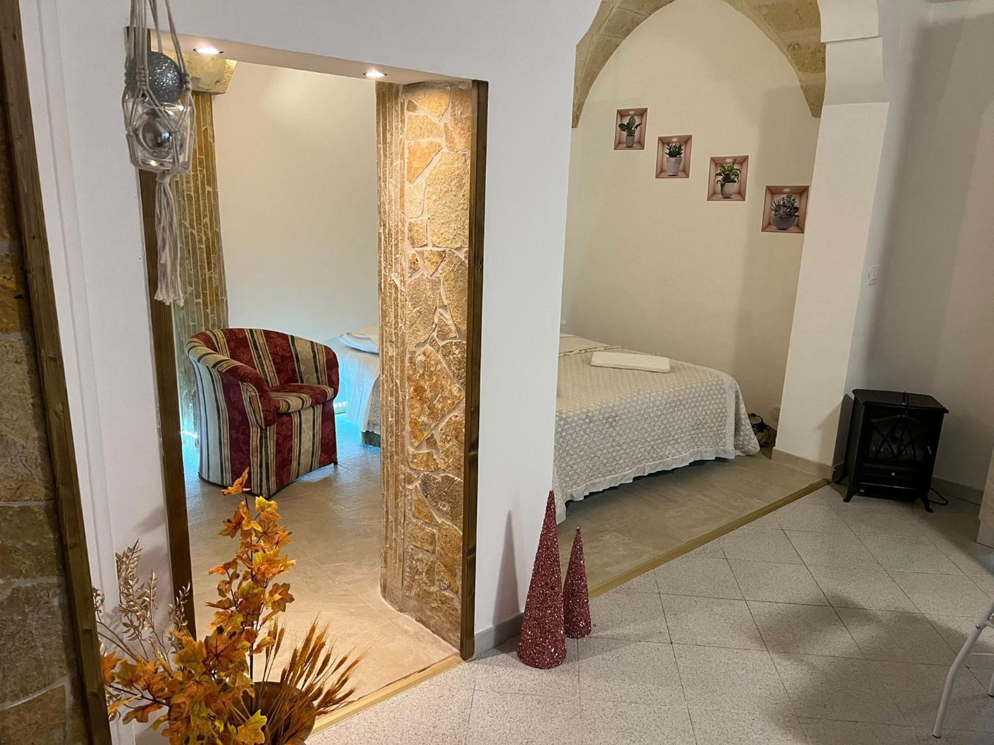History House Apartment Fasano Bagian luar foto